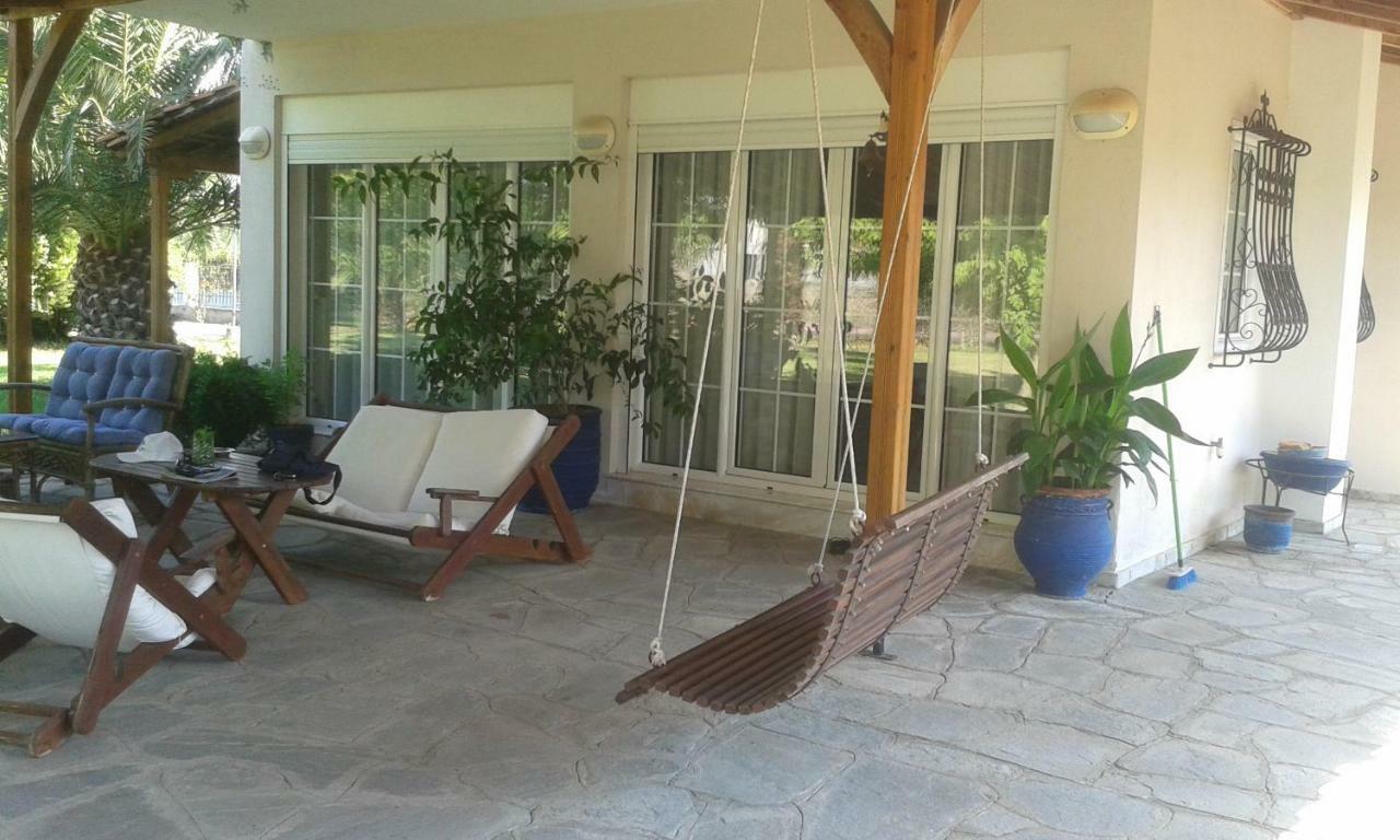 Villa Close To The Beach Ормос Пангиас Екстериор снимка